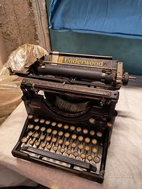 Macchina da scrivere Underwood n. 5