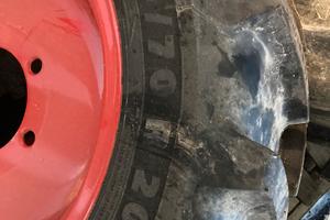 Gomme per trattore agricolo