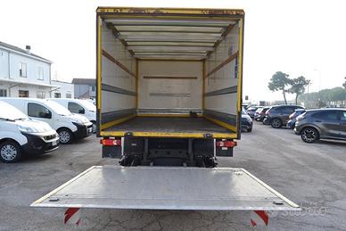 IVECO EUROCARGO Sponda idraulica caricatrice b.a