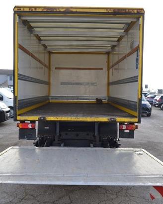 IVECO EUROCARGO Sponda idraulica caricatrice b.a