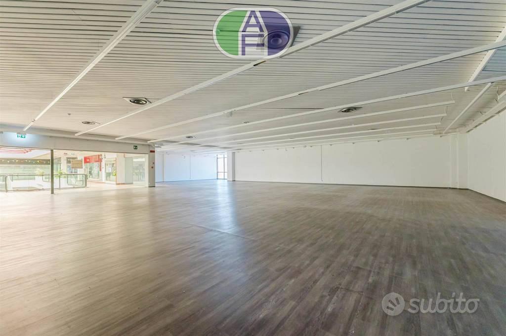 Immobile di 700 m² con più di 5 locali a Mira - Vista 3