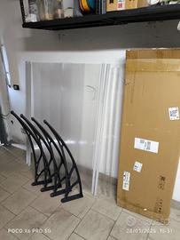 pensilina per esterno.