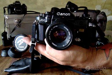 Canon A1 macchina fotografica analogica