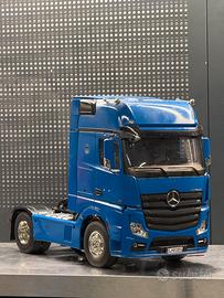 Tamiya rc Mercedes Actros 1:14