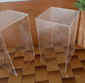 Espositori in plexiglass 