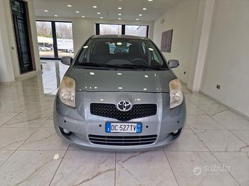 Toyota Yaris 1.4 D-4D 5 porte Cambio Automatico