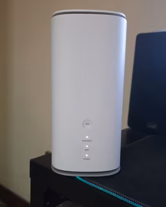 ZTE MC888 Ultra – Modem 5G (brand Vodafone)