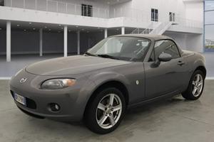 MAZDA MX-5 Roadster 1.8L Wind