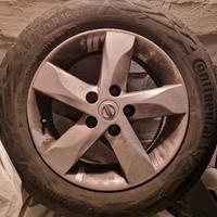  4 cerhi  gomme nissan juke 