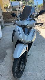 SH honda 350 del 2025
