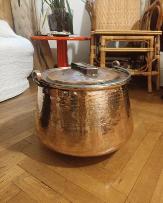 Pentola in Rame Martellato con Rivestimento