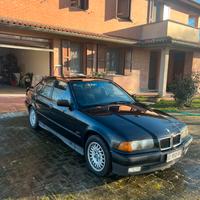 BMW 320i E36