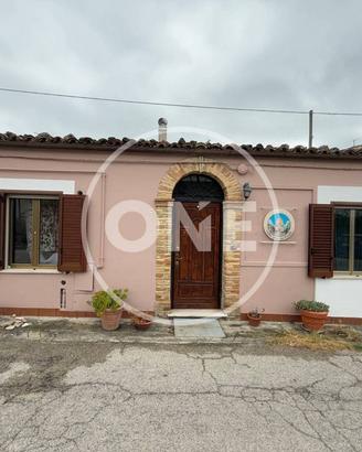 Villa di 53 m² con 3 locali a Catignano