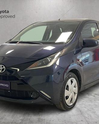 Toyota Aygo 1.0 x-play 5p m-mt