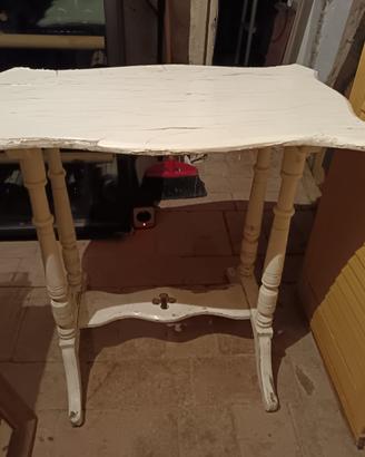 tavolino da restaurare