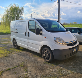 Opel Vivaro 2.0d 2013