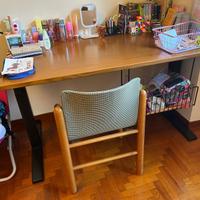 Scrivania in legno e ferro