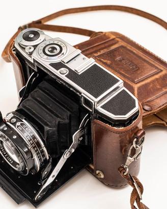 Zeiss Super Ikonta 530/16 con ottica Tessar f2.8