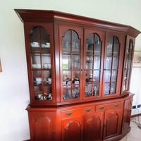 MOBILE CREDENZA