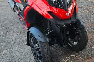Scooter tre ruote QV3 350cc Patente B