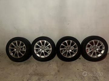 Cerchi in Lega + pneumatici estivi Audi A3