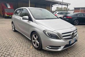 MERCEDES-BENZ B 200 CDI CAMBIO MANUALE