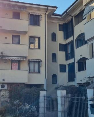 Monolocale arredato a Melegnano