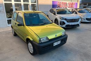 Fiat Cinquecento 900i cat Soleil