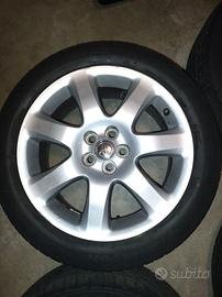 Cerchi in Lega Originali Toyota da 17" con Gomme!