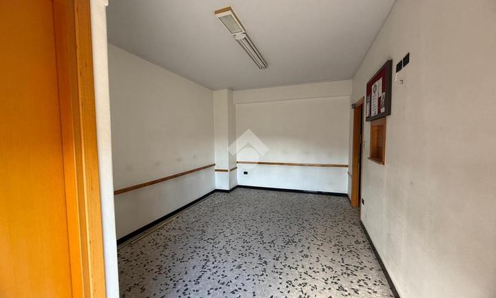 3 LOCALI A CORIGLIANO-ROSSANO