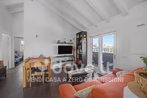 Appartamento di 93 m² con 3 locali e box auto dopp