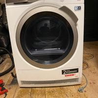 Asciugatrice AEG usata tenuta benissimo perfettame