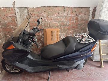 Scooter majesty