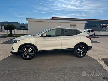 Nissan Qashqai 1.3 DIG-T 140 CV N-Connecta
