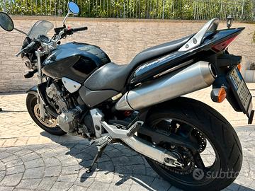 Moto Honda Hornet 900 - 2002. -9650 km- Unico pr