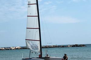 Catamarano Classe a Bimare javelin