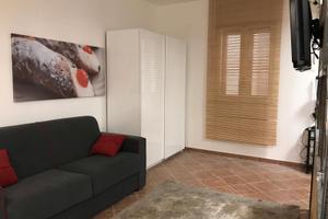 V/1264 Intera palazzina già locata