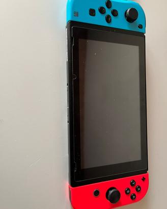 Nintendo Switch + Giochi e Accessori