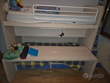 doppio letto estraibile con scrivania