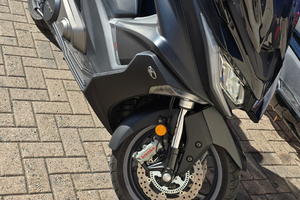 Kymco ak550 ets 2021