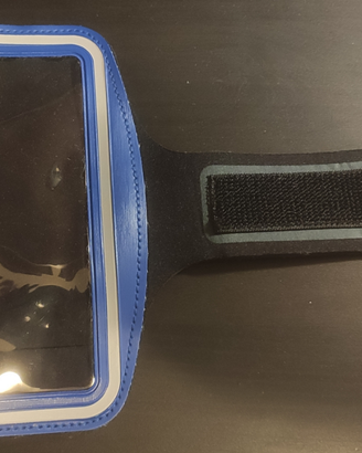 Pouch regolabile da braccio