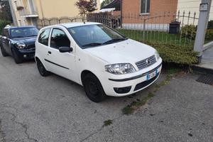 punto Classic 1,2 3 porte active gpl 