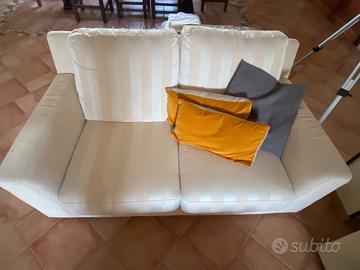 Divano 2 posti