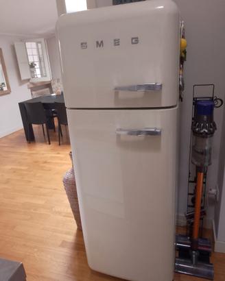 Frigorifero Smeg Fab 30