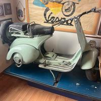 Vespa bacchetta 1949