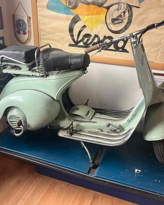 Vespa bacchetta 1949
