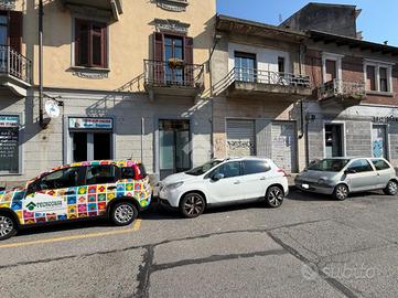 NEGOZIO A TORINO