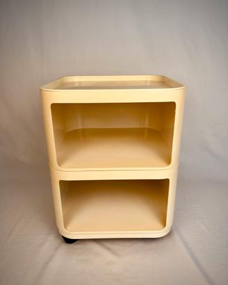 Kartell 4970 di Anna Castelli Ferrieri