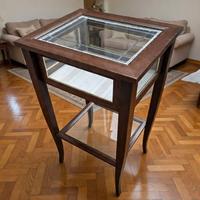Tavolino vetrinetta in legno con vetro - PERFETTA