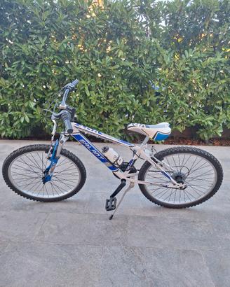 Mountain bike ragazzo